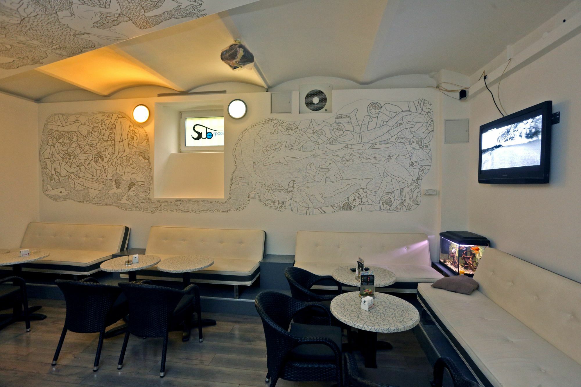 Subspace Hostel Zagreb Eksteriør bilde